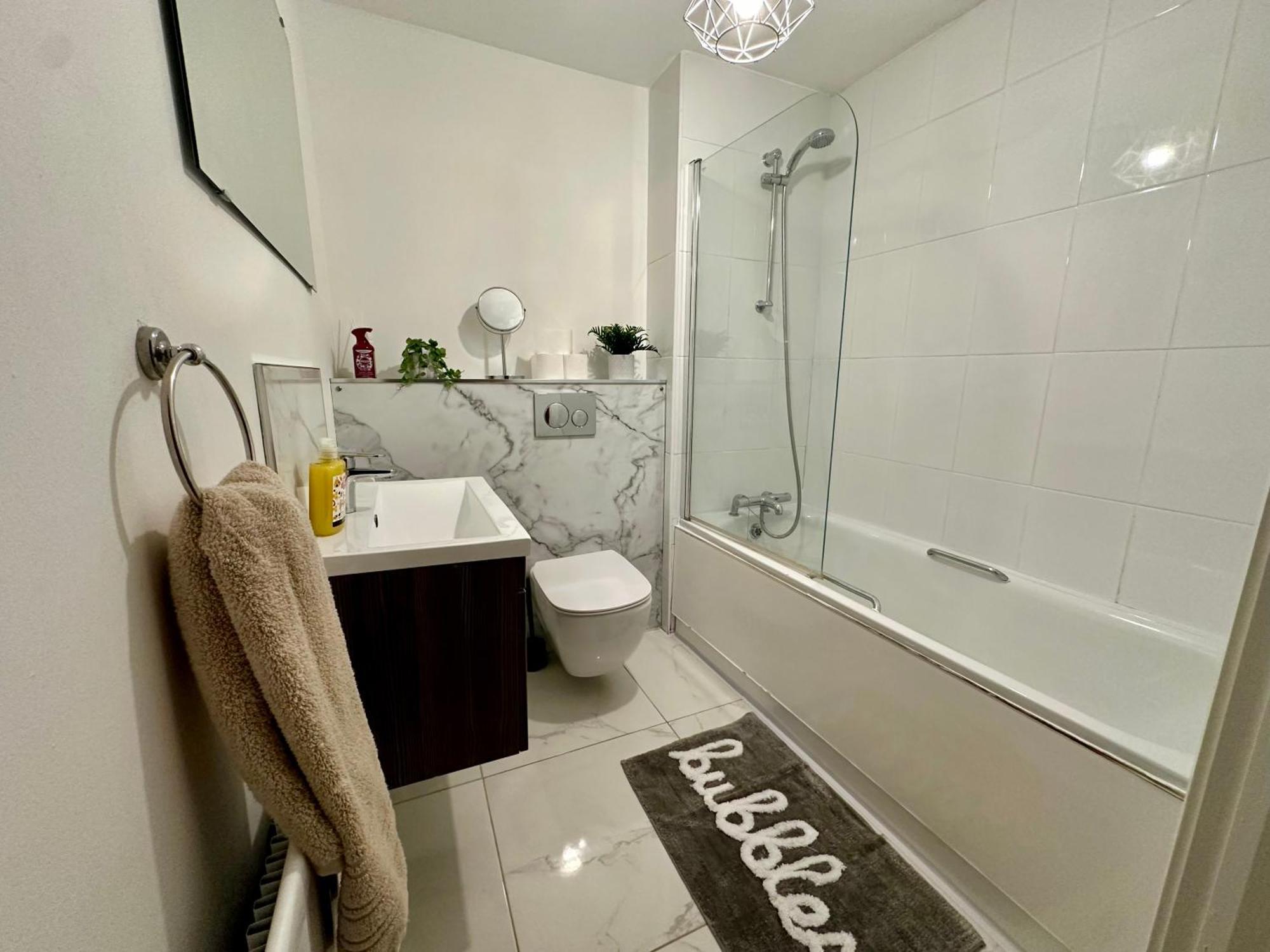 2Br City Side Apartment Belfast Eksteriør bilde