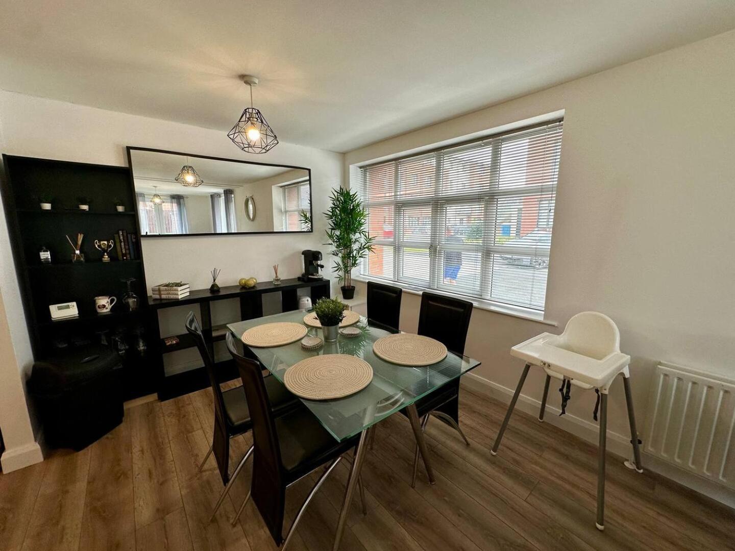 2Br City Side Apartment Belfast Eksteriør bilde