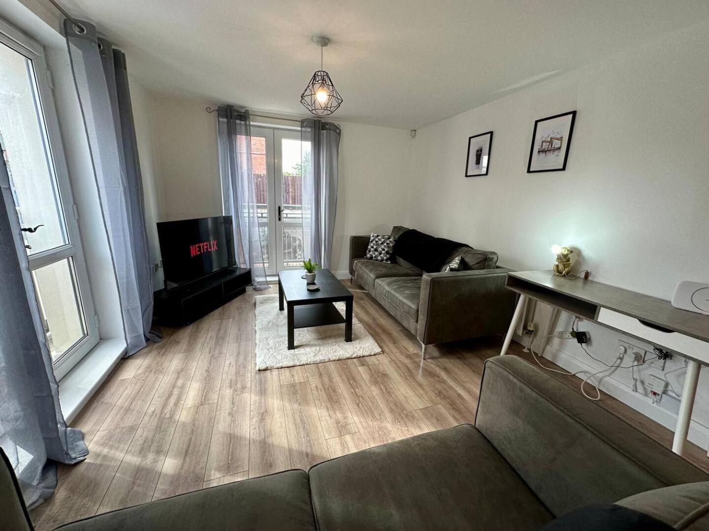 2Br City Side Apartment Belfast Eksteriør bilde